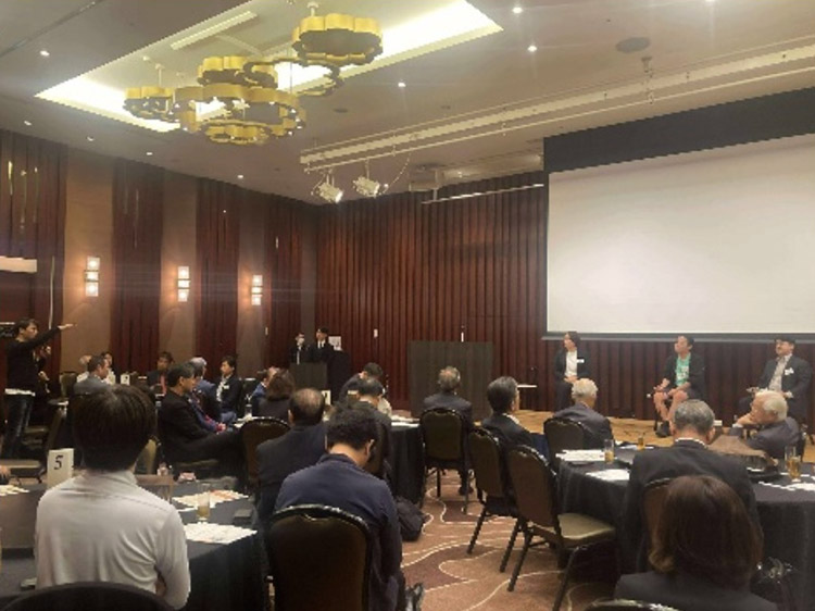 【開催報告/連合会・九州経済ファオーラム】「第14回 産学官交流会~産学官ダイアログ~」(10月27日開催)写真